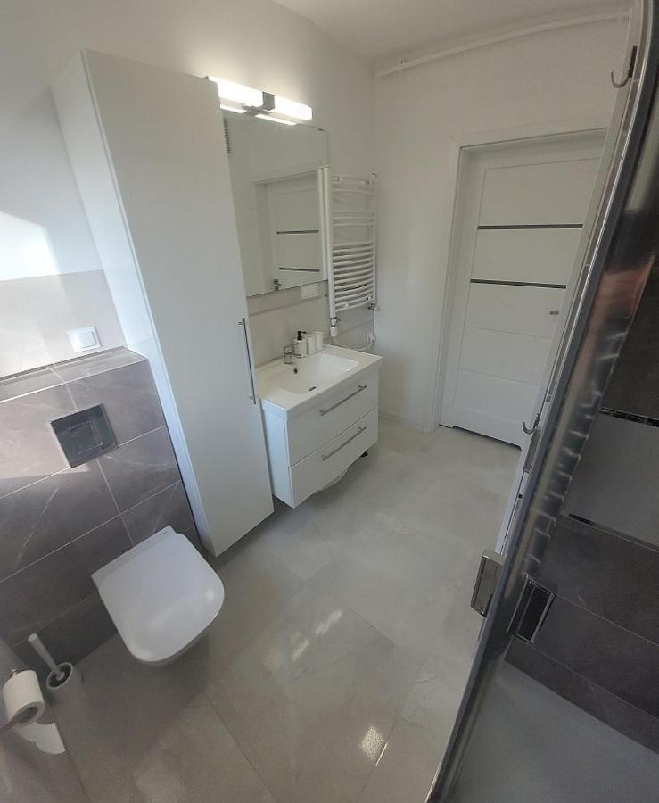 Pobierowo Baltic Apartament Turkusowy Εξωτερικό φωτογραφία