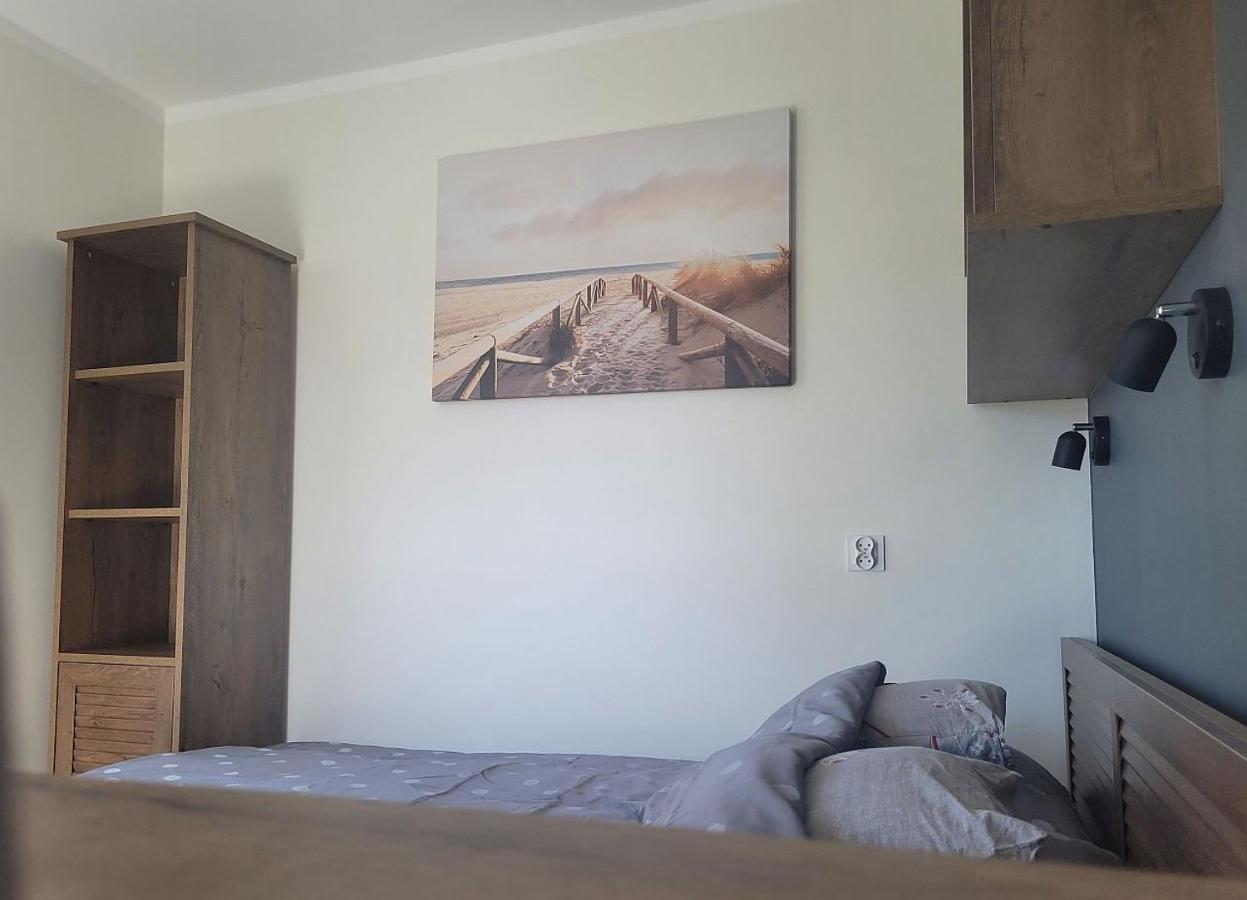 Pobierowo Baltic Apartament Turkusowy Εξωτερικό φωτογραφία